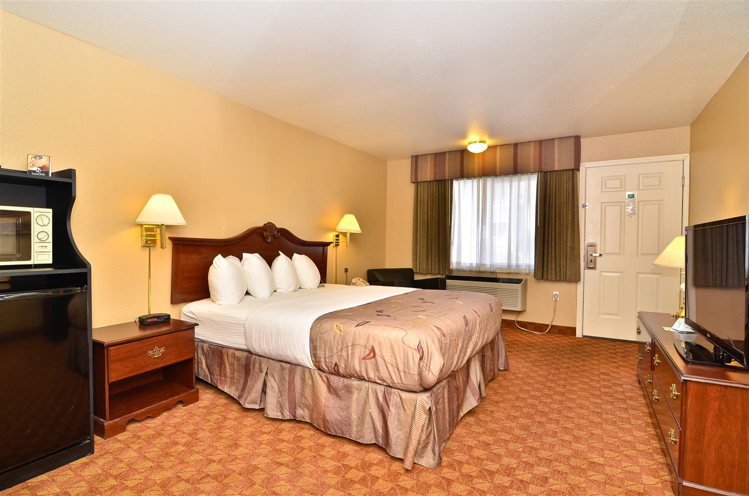 Best Western Fallon Inn & Suites Exterior photo